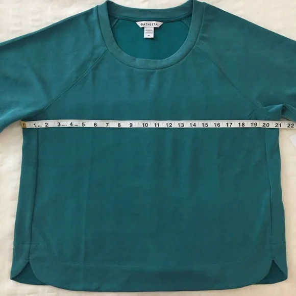 Athleta Green Seasoft Sweatshirt Tee - Picture 15 of 16